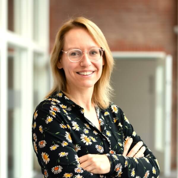 Foto Aukje vierkant Aukje organisatie adviseur onderwijs leiderschap